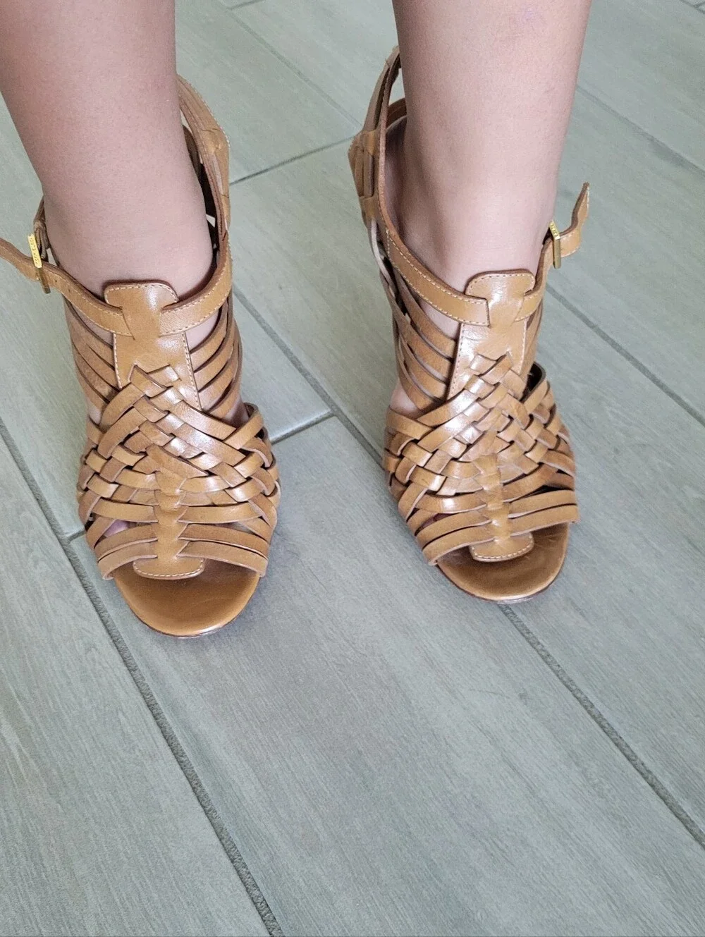 Tory Burch Tan Leather Logo High Heel Sandals with Gold Emblem Size 8
